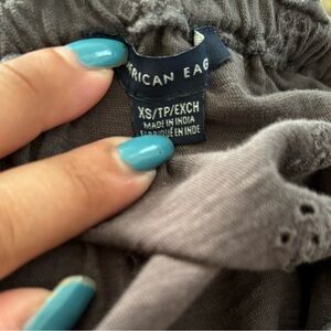 Grey American eagle cropped shirt